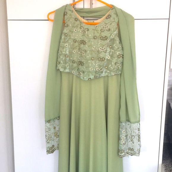 🇺🇸Alexandra of California Formal Evening Dress W/Matching Embroidered Shawl - Picture 6 of 16